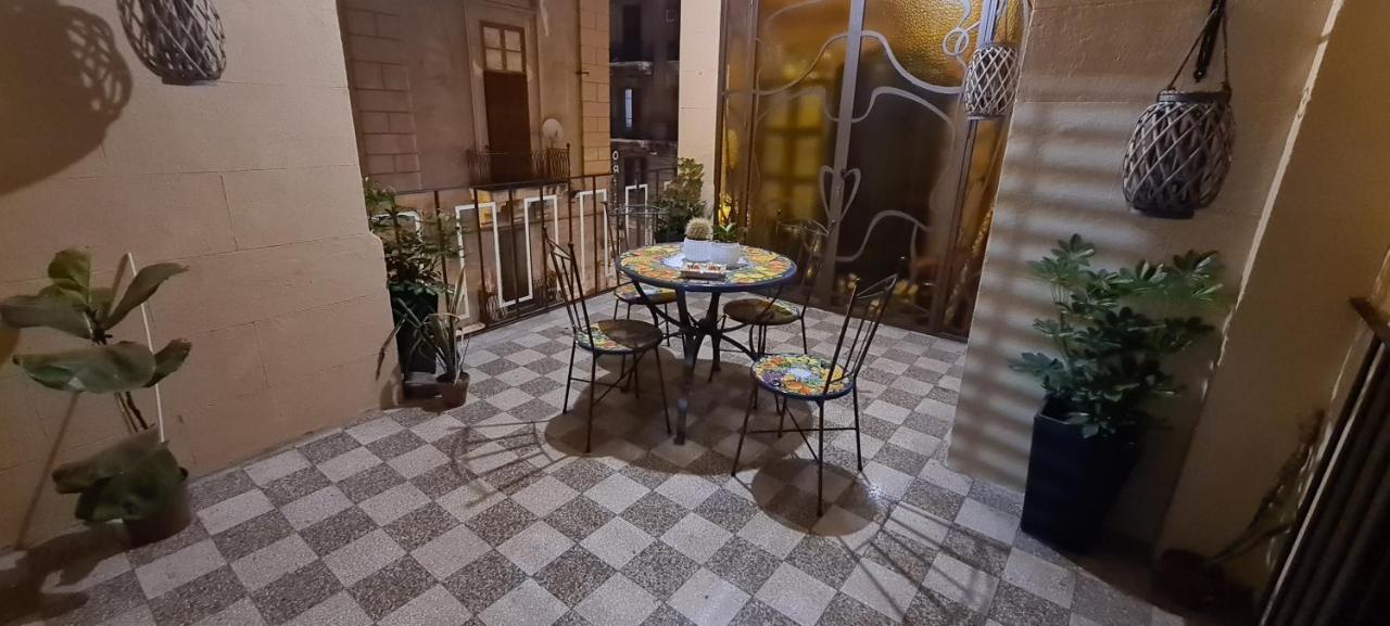 Ballaro Guest House Palermo Exterior photo